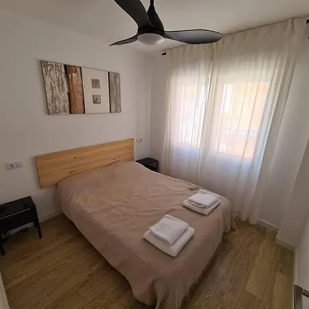 New Alexandra Apartment, 2 Min 40 Sec From Beach Apartment