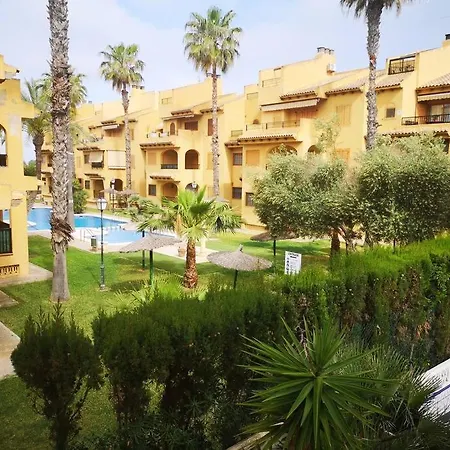 New Alexandra Apartment, 2 Min 40 Sec From Beach *