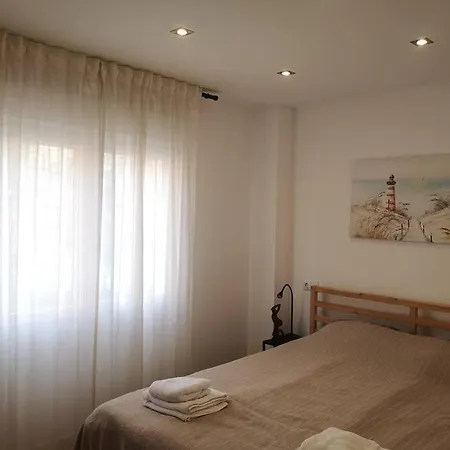 Apartamento New Alexandra Apartment, 2 Min 40 Sec From Beach