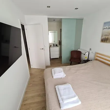 New Alexandra Apartment, 2 Min 40 Sec From Beach Apartamento *