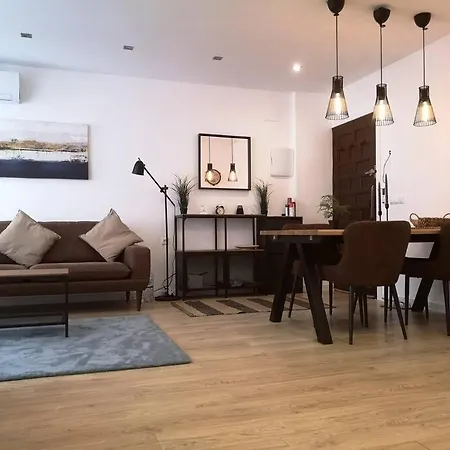 Apartamento New Alexandra Apartment, 2 Min 40 Sec From Beach *